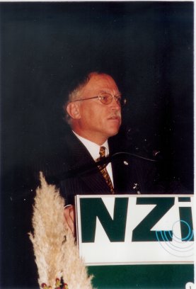Op 1 oktober 1999 werd ik directeur van het NZi, dat drie maanden later met de SIG fuseerde tot Prismant