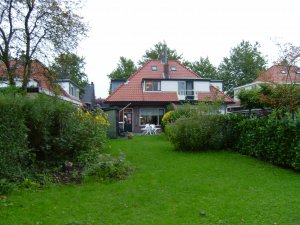 De achterkant van het huisje van Oma Steers