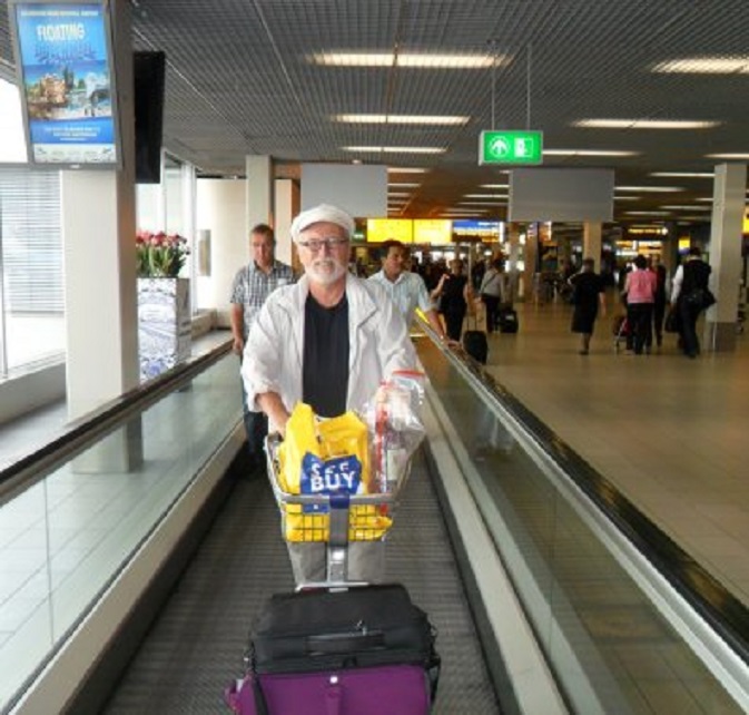 "Mind your step" op Schiphol