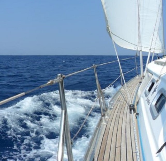 Dulce onder zeil, op weg naar Trizónia