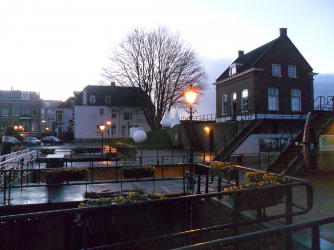 Er breekt een frisse, heldere ochtend aan.