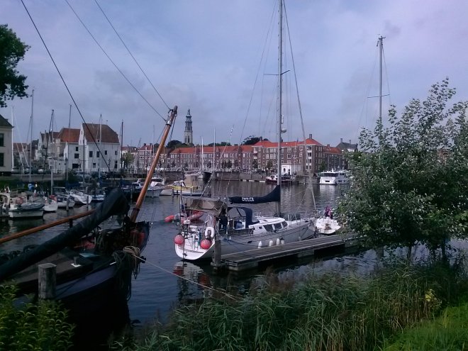 Dulce in Middelburg. De toren op de achtergrond is de Lange Jan.