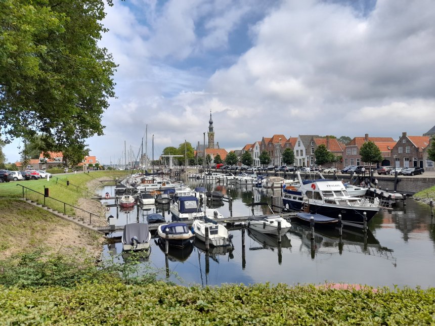 Veere. Eind van de haven.