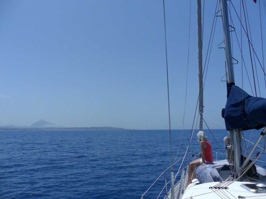 Onze Dulce bij Kaap San Vito, Sicilië in 2014. De foto is momenteel de header van dit weblog.